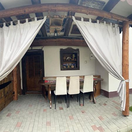 Like Home Rîşnov Dış mekan fotoğraf